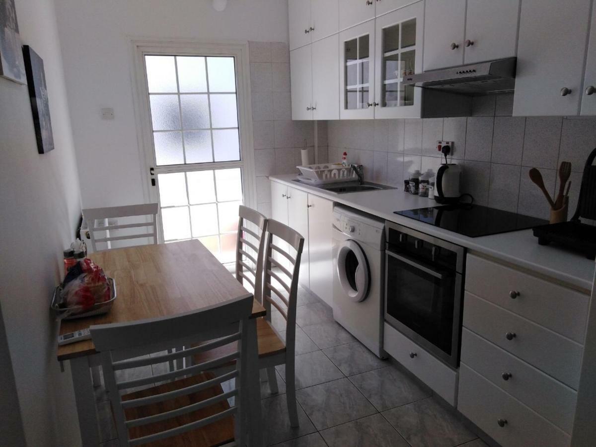 Modern In Town Centre Appartement *