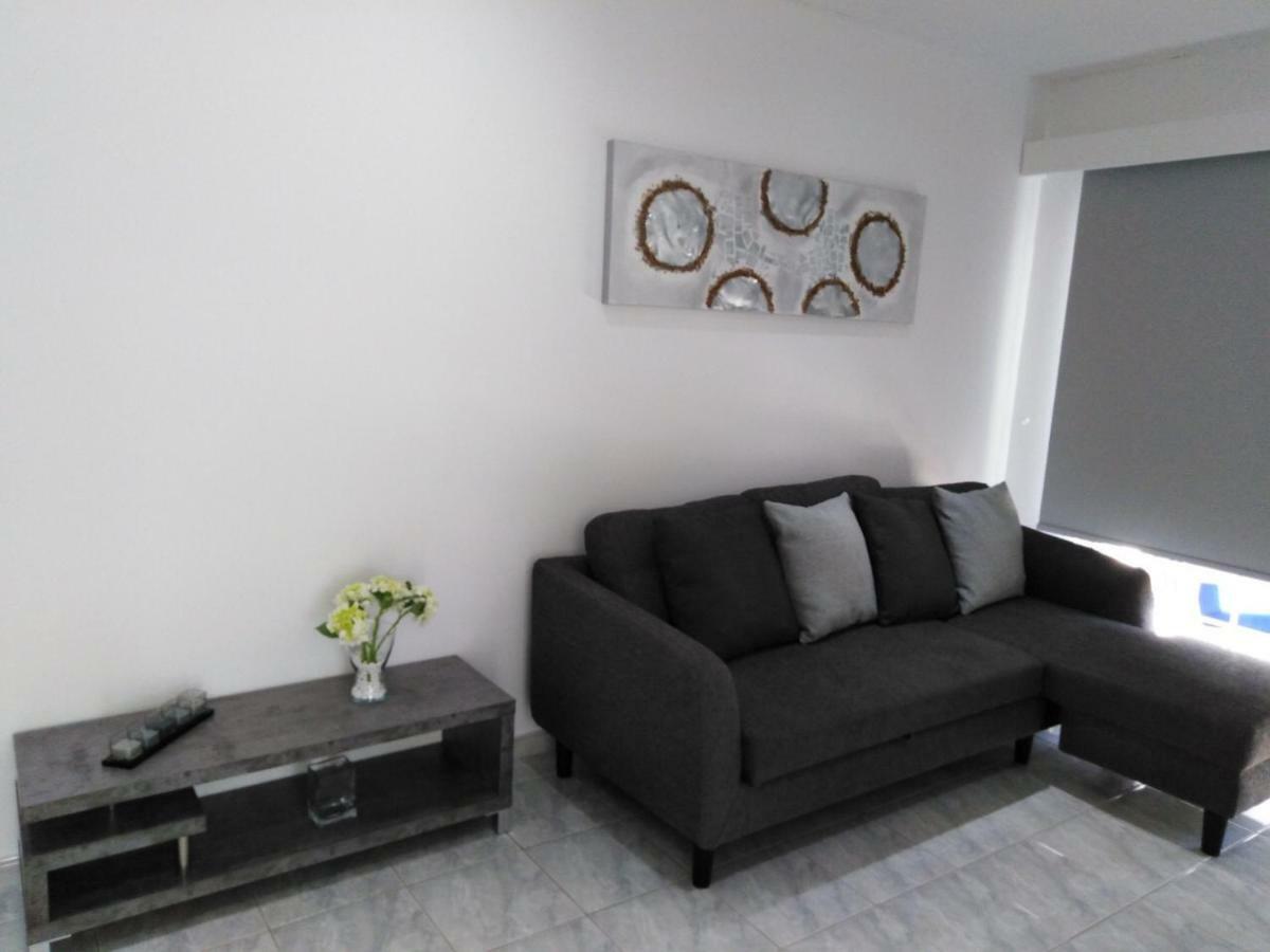 Modern In Town Centre * Paphos